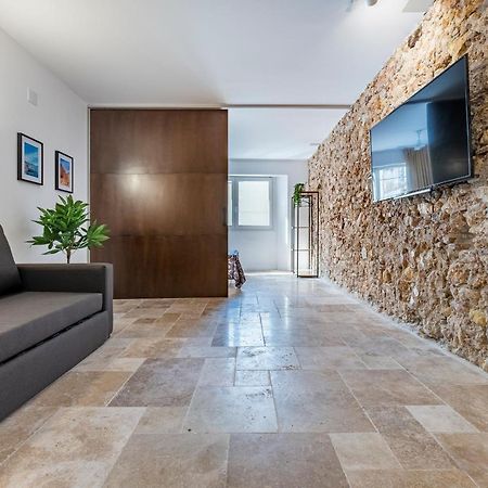 Stone Wall Apartment En Barri Port Maritim تاراغونا المظهر الخارجي الصورة